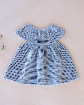 [IVER &amp; ISLA]Lace Crochet Yoke Tunic - Bluebell