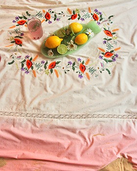 [BONJOUR]Dip Dye Table Cloth - Ecru Gold Dot
