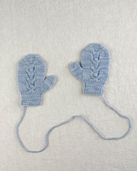 [IVER &amp; ISLA]Cable Bobble Mittens - Chambray